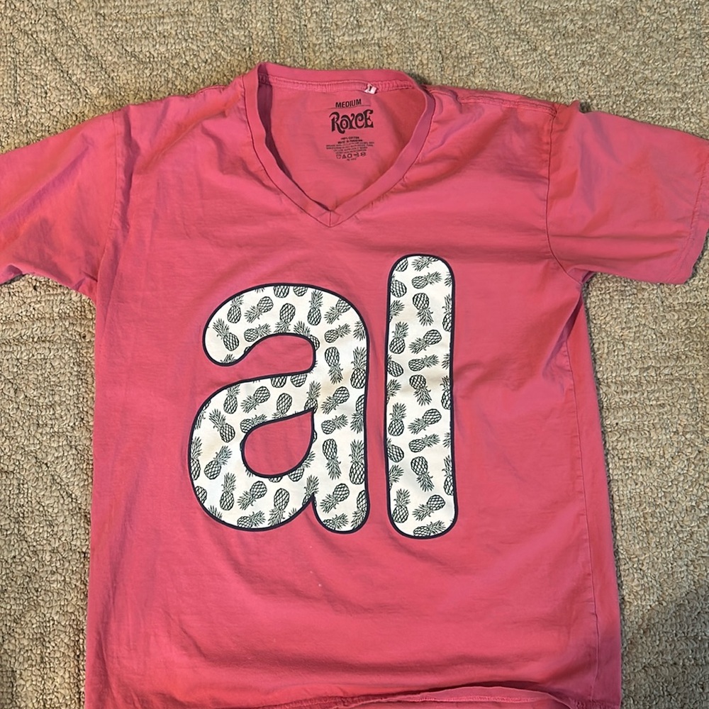 Medium Royce v neck t shirt